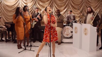 Pour Some Sugar On Me – Def Leppard feat. Kyndle Wylde